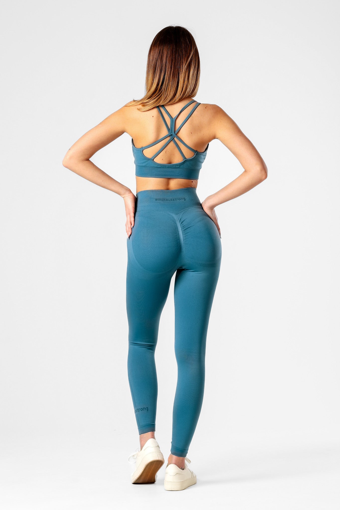 Zestaw bezszwowy PUSH UP PRO top + legginsy turkusowy Georgia