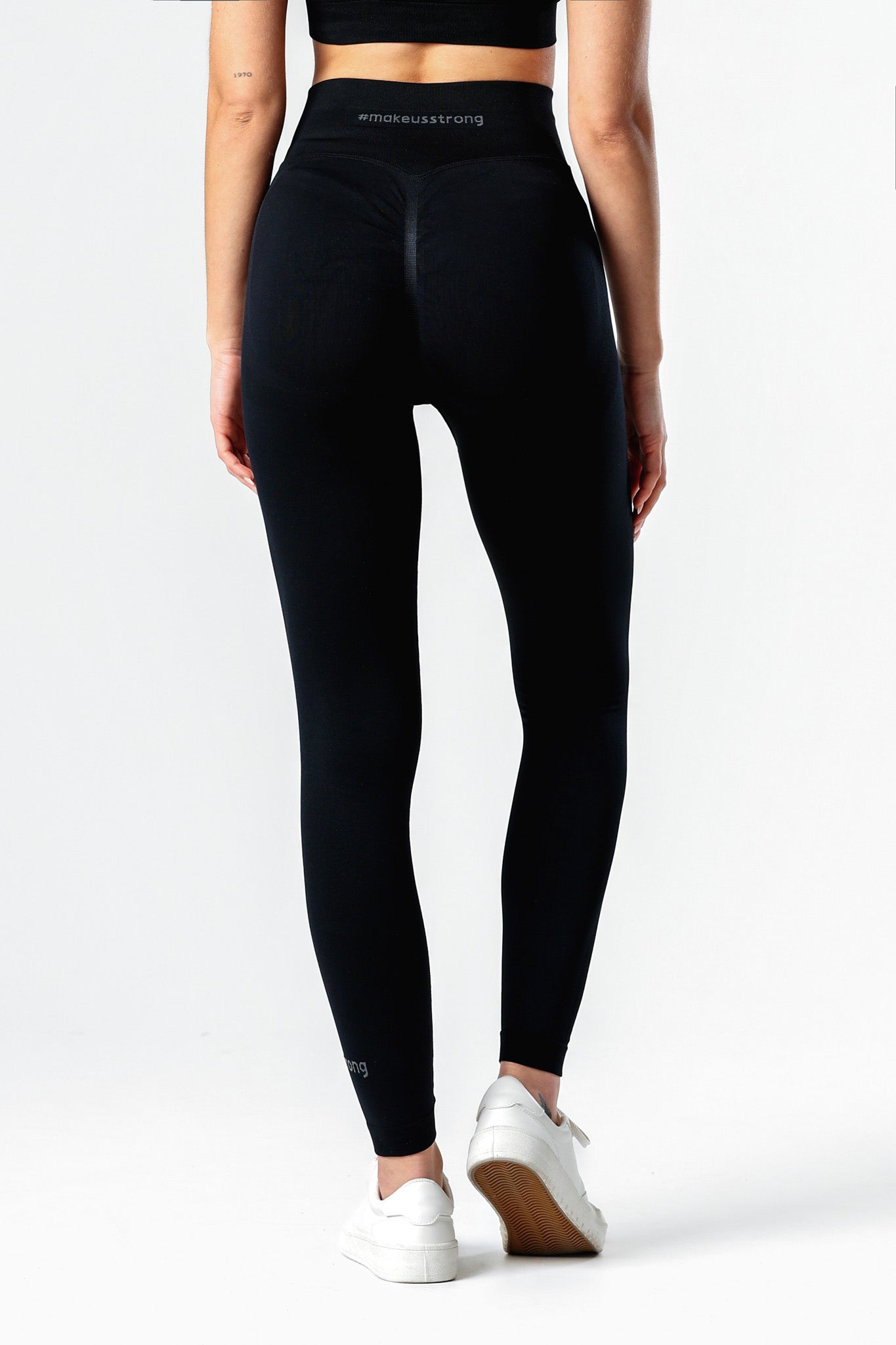Legginsy bezszwowe PUSH UP PRO czarne Georgia