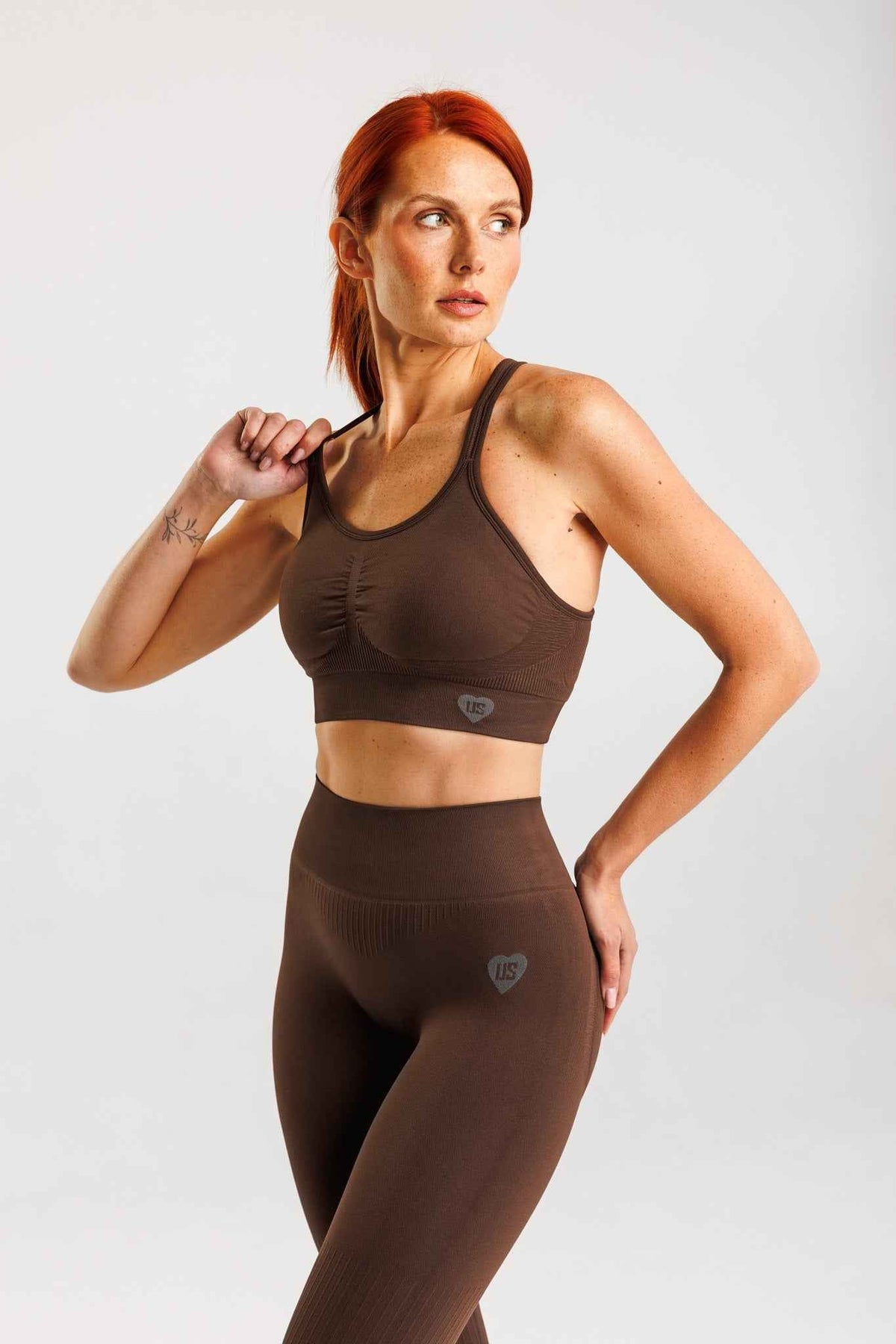 Zestaw bezszwowy PUSH UP PRO II top + legginsy espresso - Nevada
