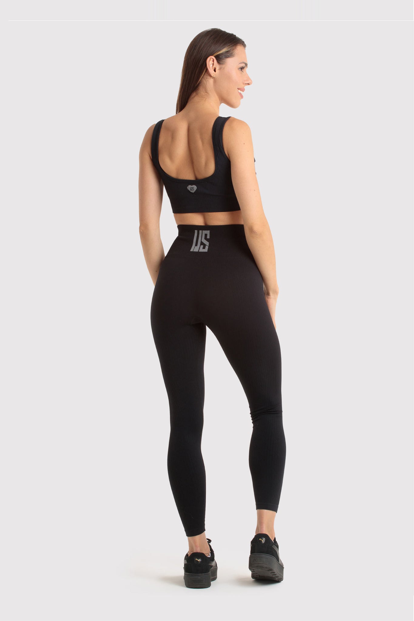 Zestaw bezszwowy prążkowany top + legginsy czarny Sunset