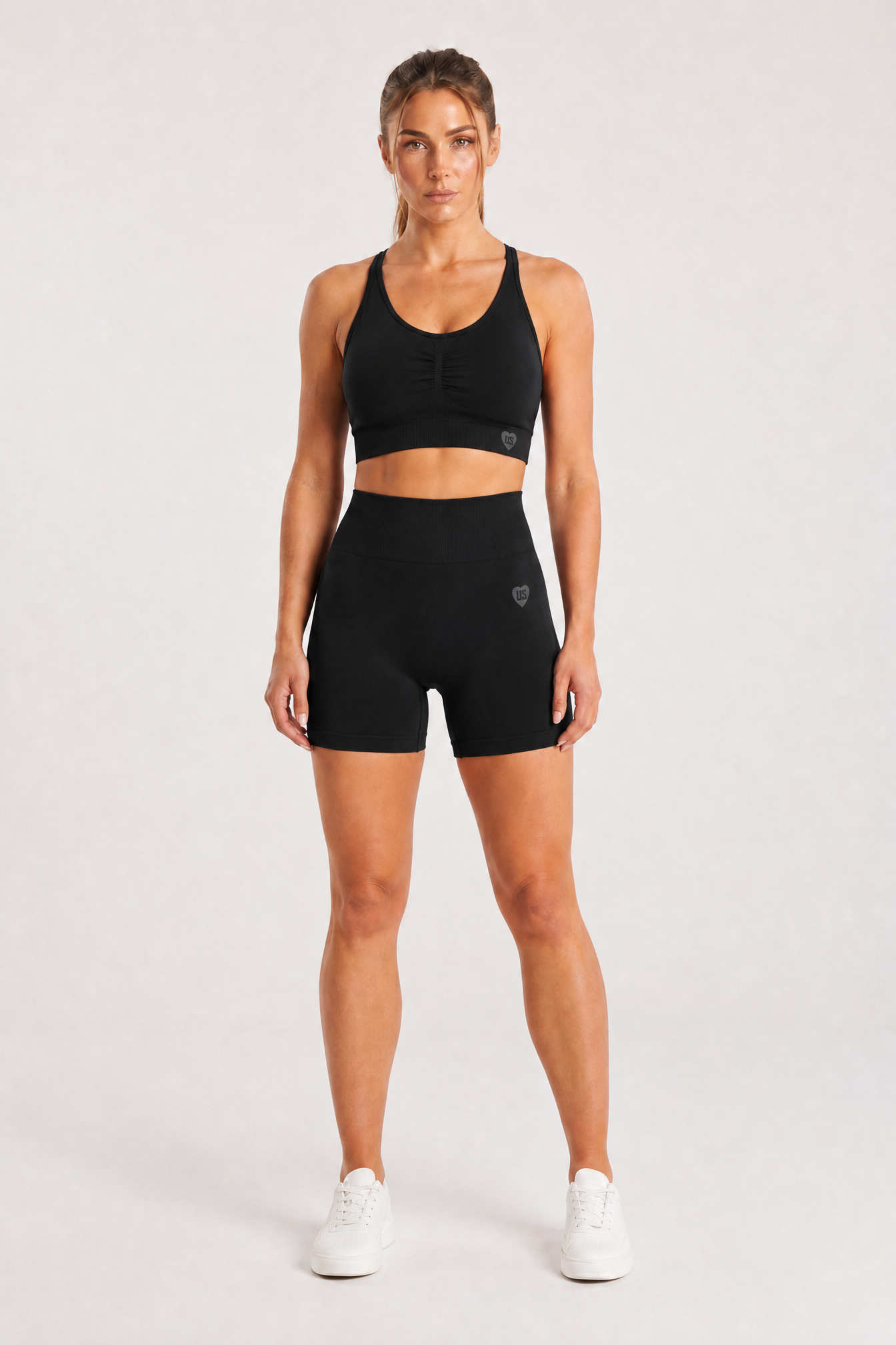 Szorty bezszwowe PUSH UP V SHAPE czarne Savannah