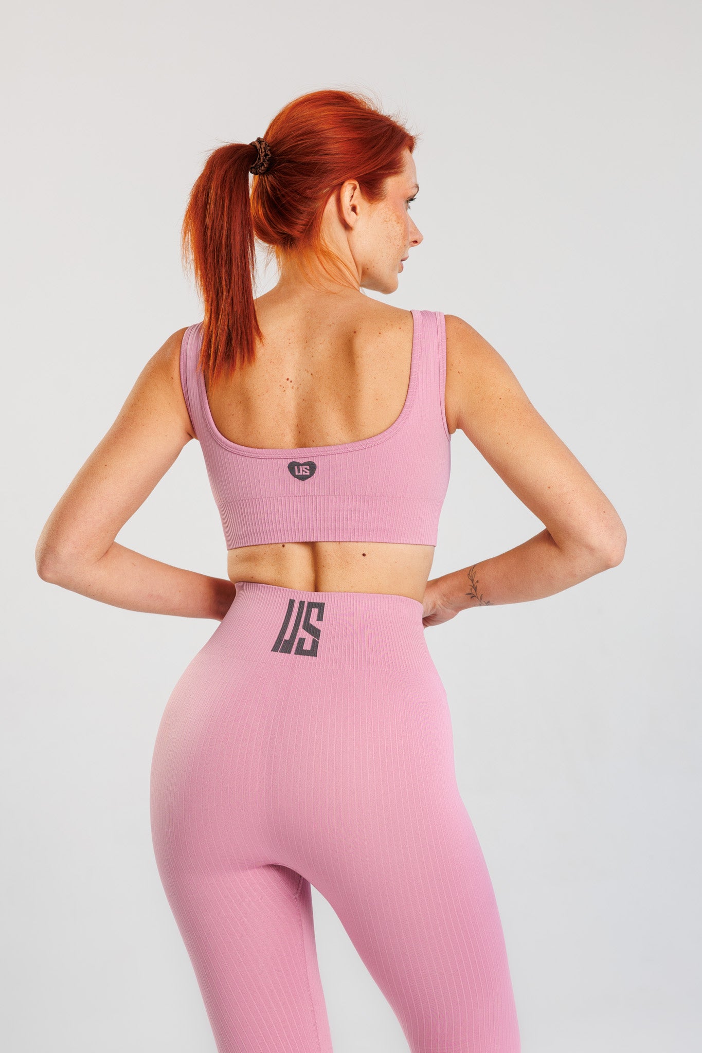 Legginsy bezszwowe prążkowane dusty rose Sunset