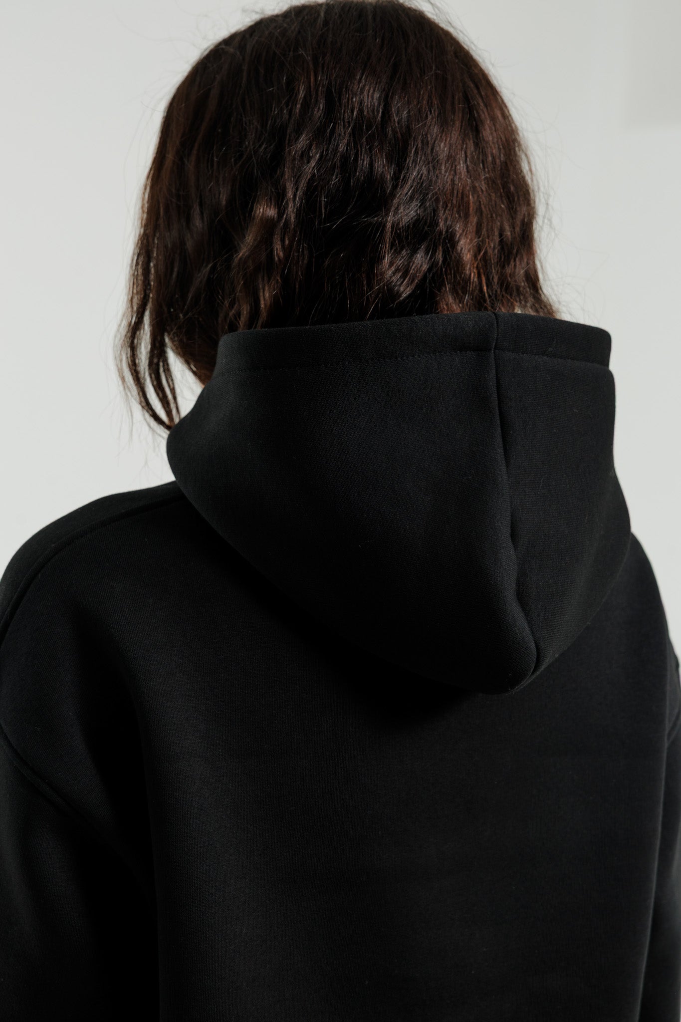 Bluza dresowa z kapturem czarna Everly