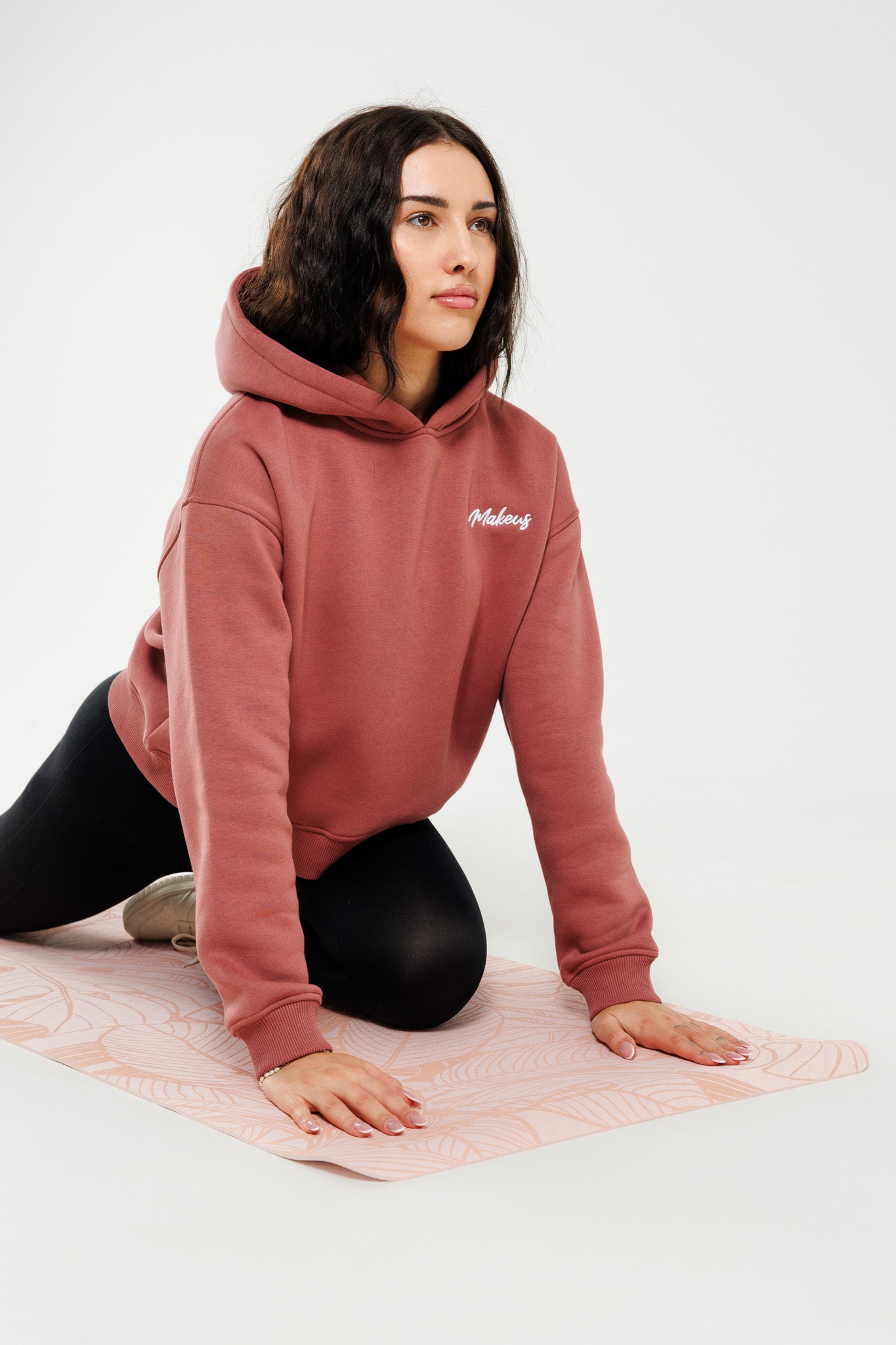 Bluza dresowa z kapturem brudny róż Everly