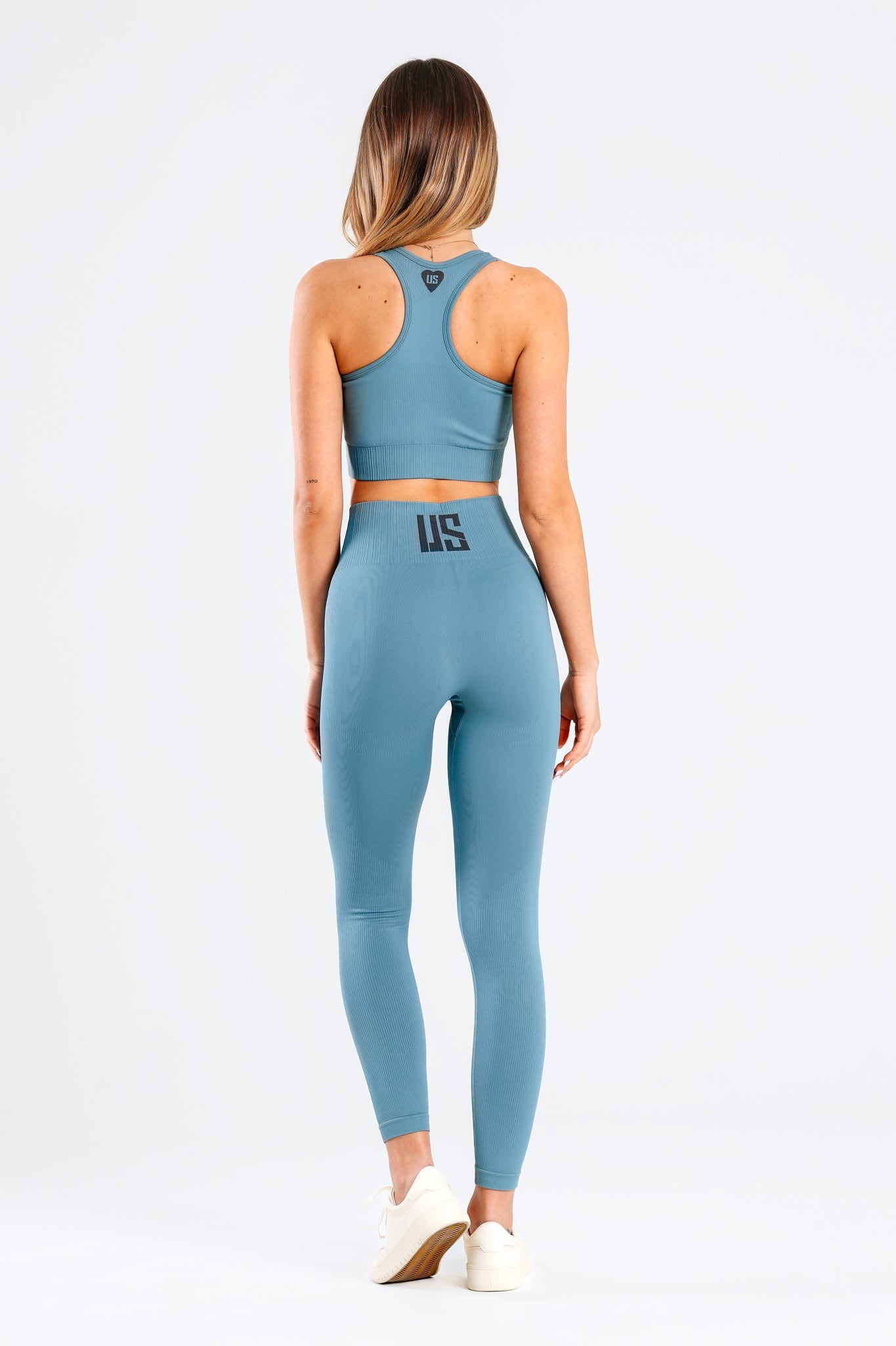 Zestaw bezszwowy sportowy top + legginsy niebieski ocean Soho