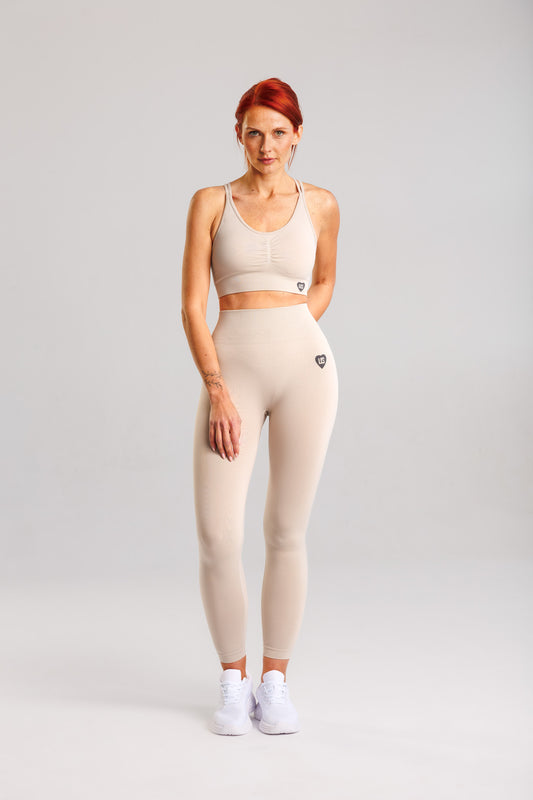 Zestaw bezszwowy PUSH UP V-SHAPE top + legginsy cream Savannah
