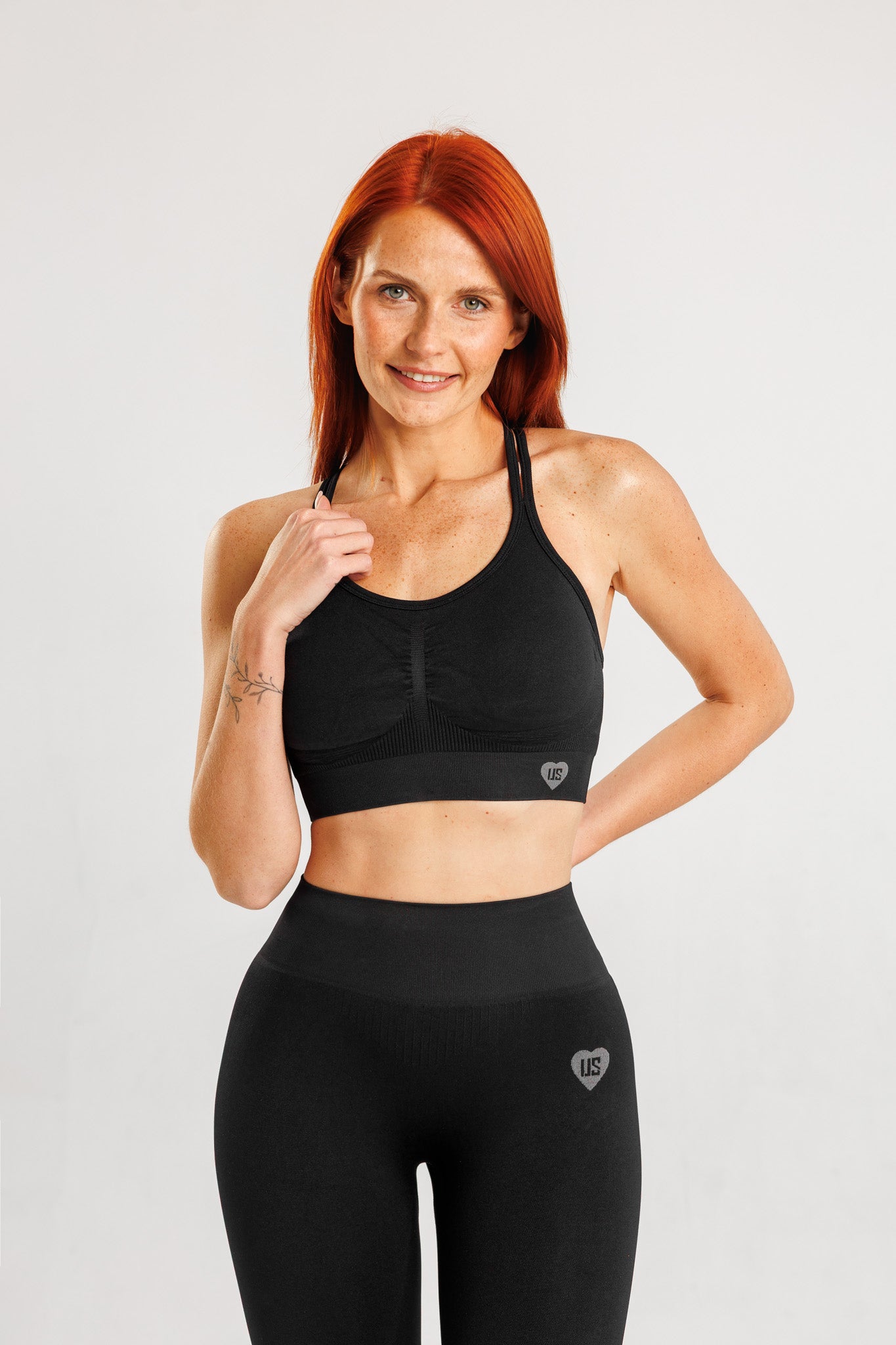 Biustonosz bezszwowy odkryte plecy czarny Nevada