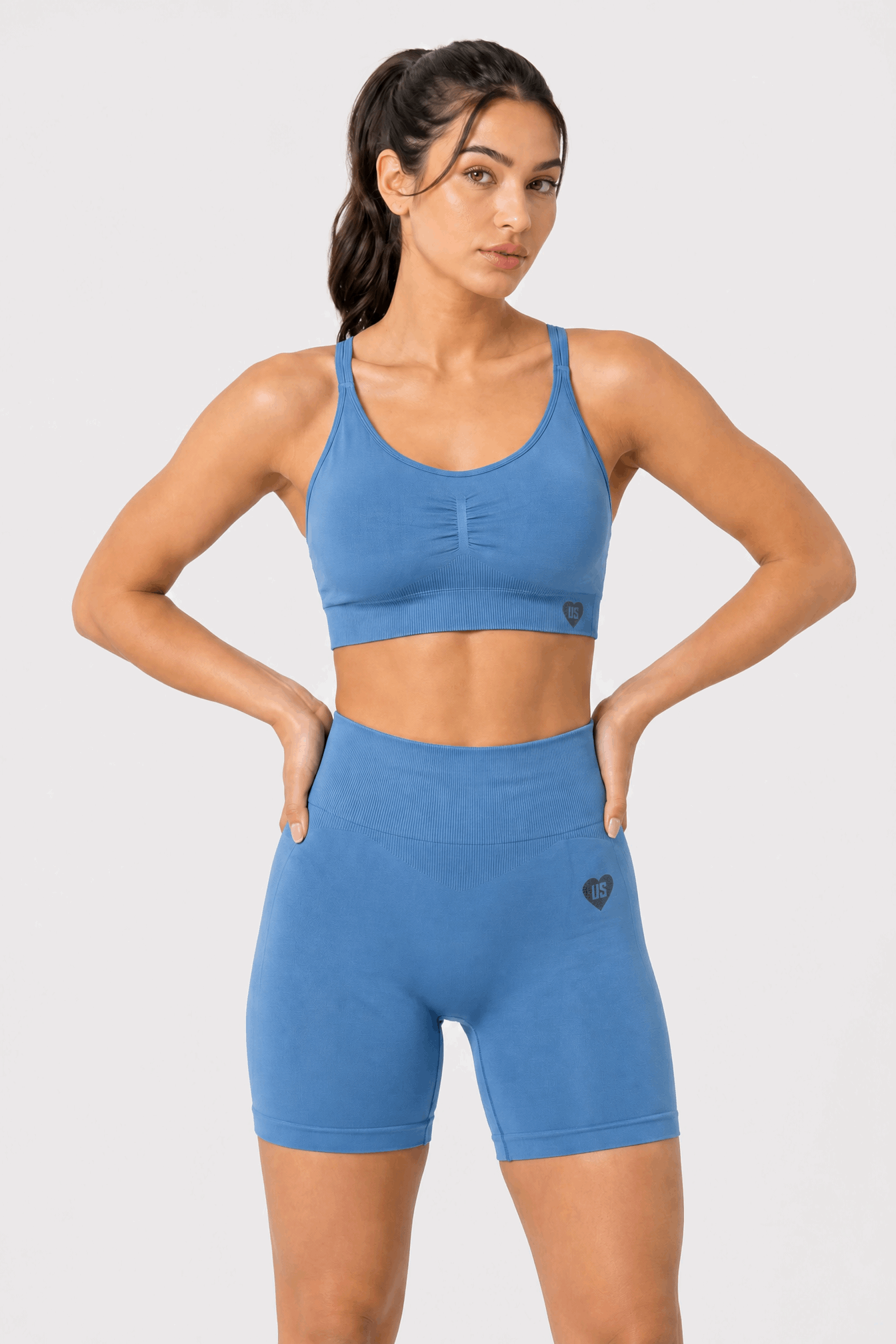 Szorty damskie bezszwowe PUSH UP V SHAPE lazurowe - Savannah