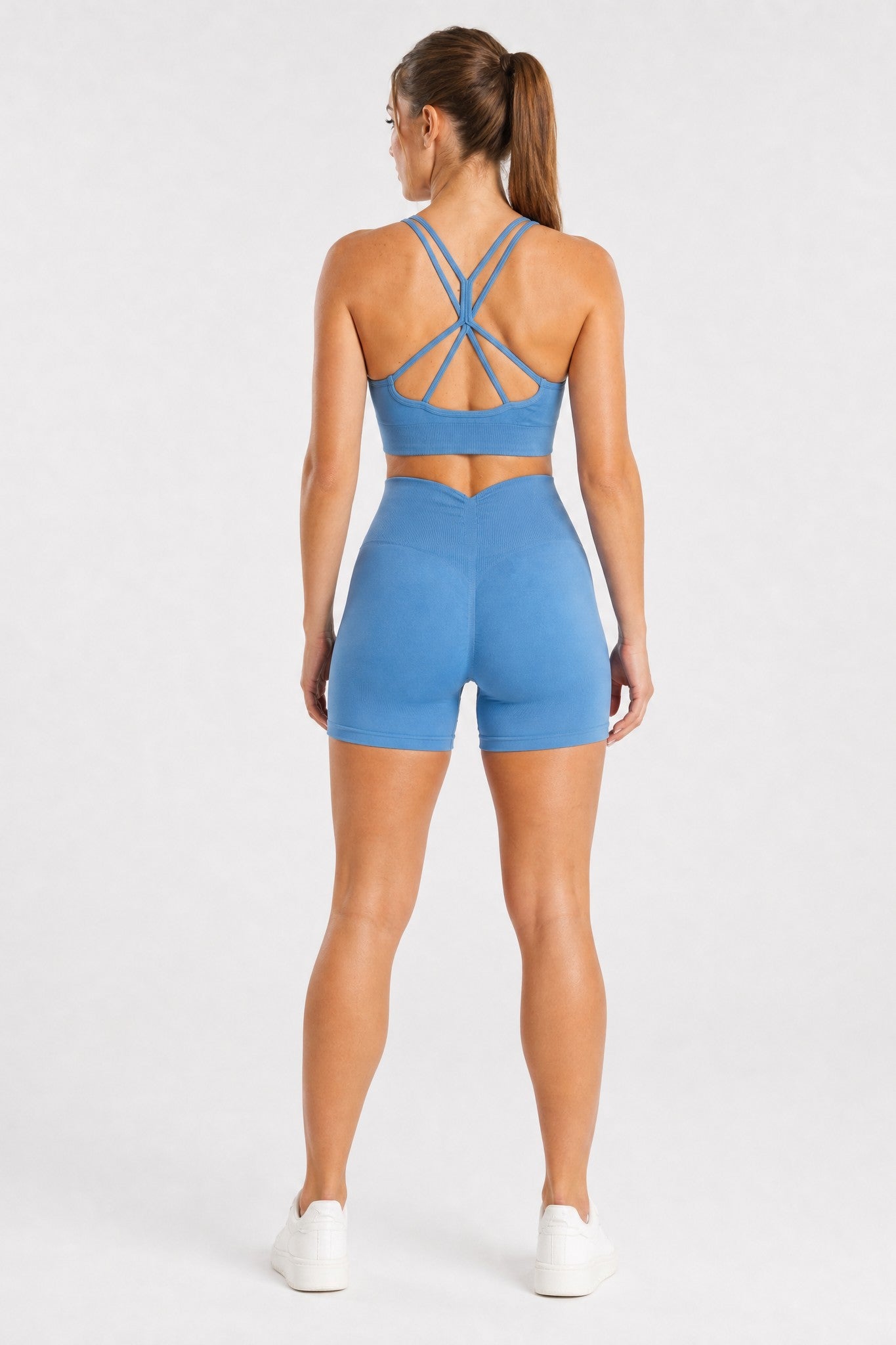 Szorty bezszwowe PUSH UP V SHAPE lazurowe Savannah