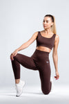 Zestaw bezszwowy prążkowany top + legginsy czekoladowy Sunset